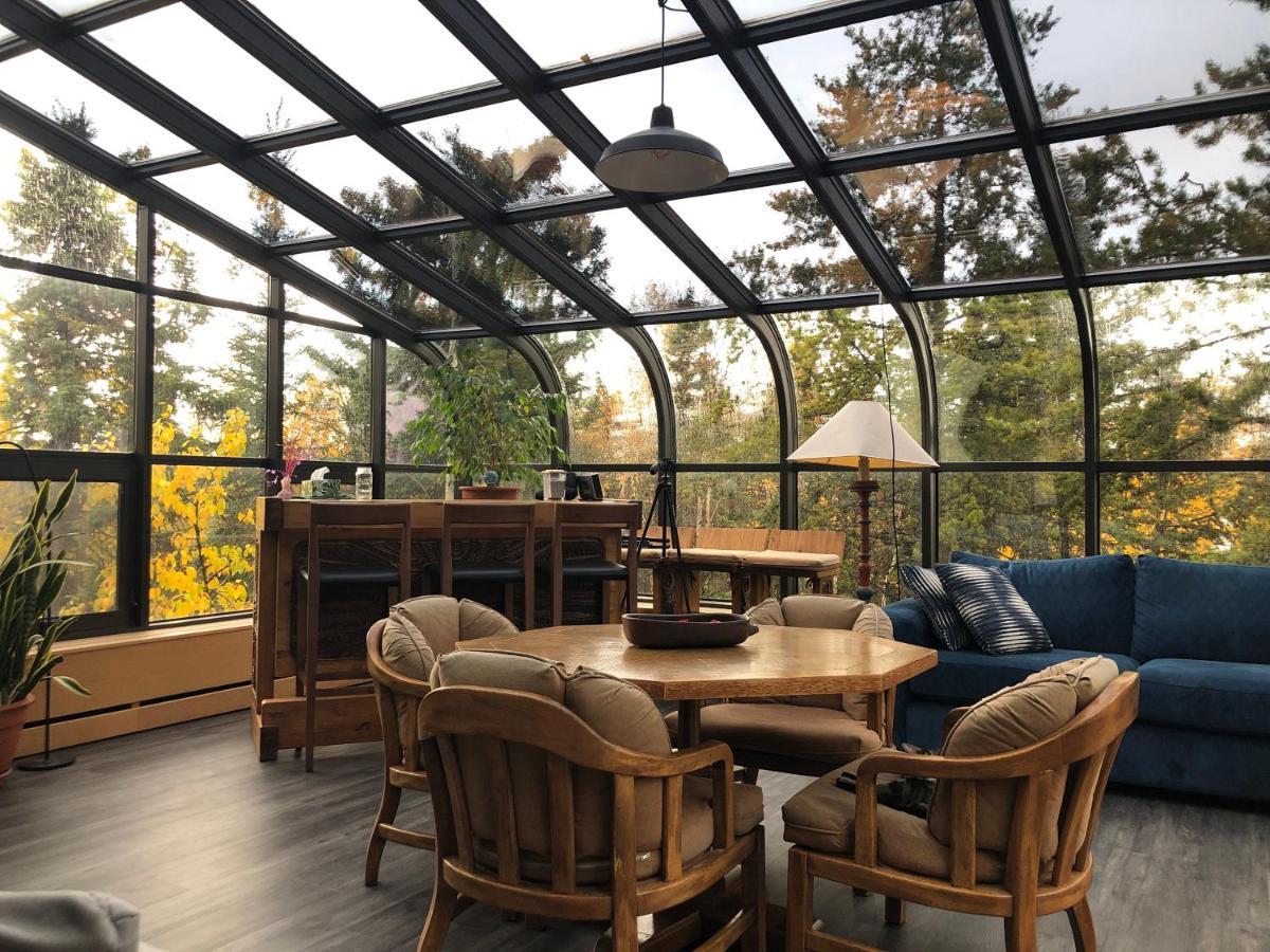 好丘。Hacho House Bed & Breakfast Yellowknife Exterior photo